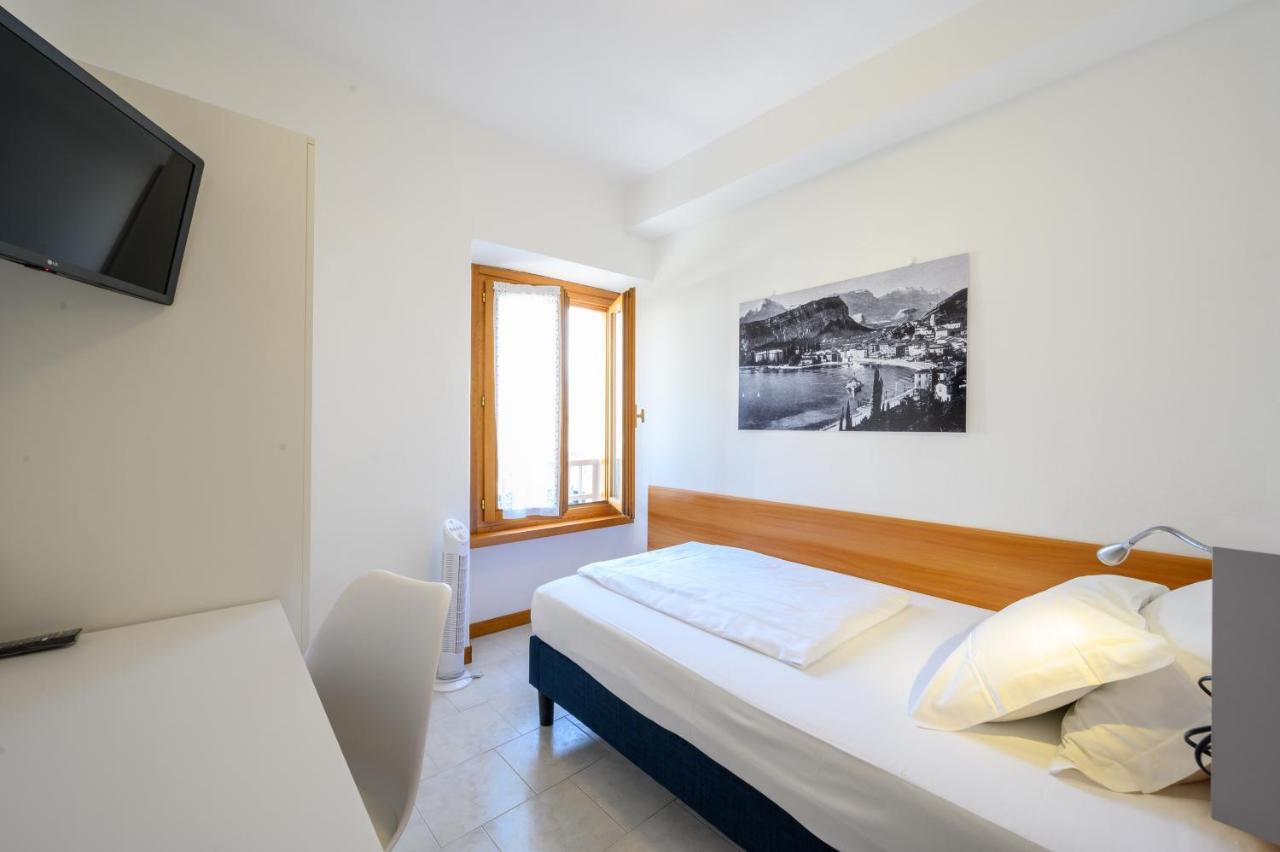 Villa Nirvana Torbole Sul Garda Eksteriør bilde