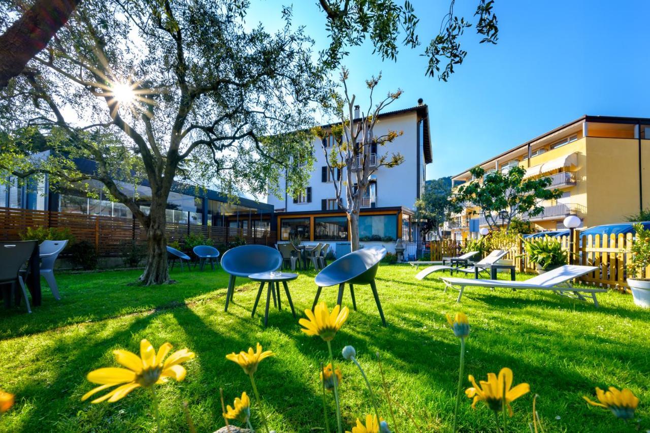 Villa Nirvana Torbole Sul Garda Eksteriør bilde